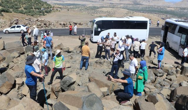 Şanlıurfa’nın Gizli Hazinesi Tanıtıldı: Takoran Vadisi’ne Akın Var!