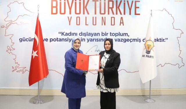 AK Parti Akçakale Kadın Kolları Başkanlığına Meral Murat Atandı
