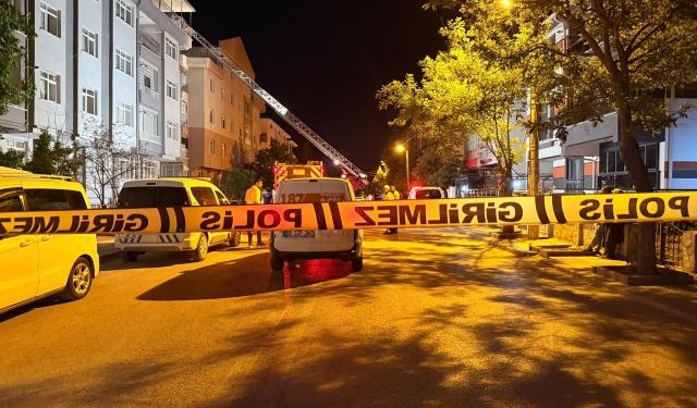 Ankara’da Gece Yarısı Yangın Paniği!!