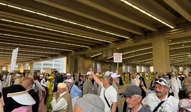 Milyonlarca Müslüman Hac Farizasını Tamamladı: Dualar Gazze İçin