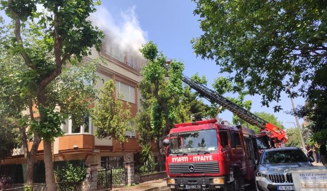 Bakırköy’de Korkutan Yangın!