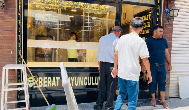 Şanlıurfa Suruç’ta Kuyumcu Soygunu Girişimi  Altın Alamadan Kaçtılar