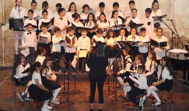 Kültür Festivali Coşkusu: Çocuklardan Dev Performans