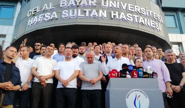 CHP Lideri Özgür Özel Gözyaşları İçinde Açıkladı: Kalbimin Yarısını Kaybettim