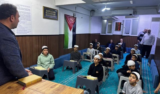 Şanlıurfa Eyyübiye’de AK Parti’den Medrese Ziyareti!