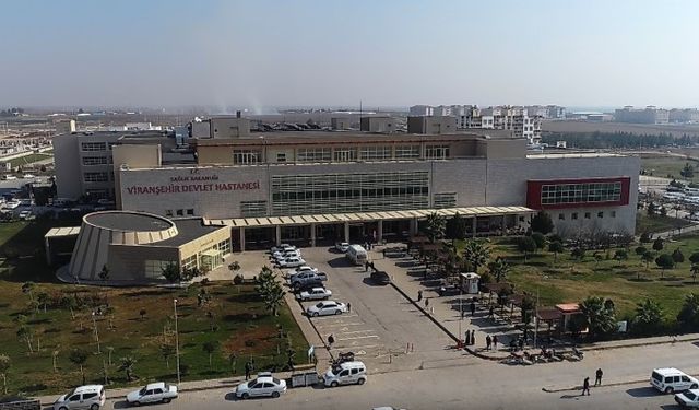 Şanlıurfa Viranşehir’de Genç Hastaya Modern Cerrahi Müdahale!