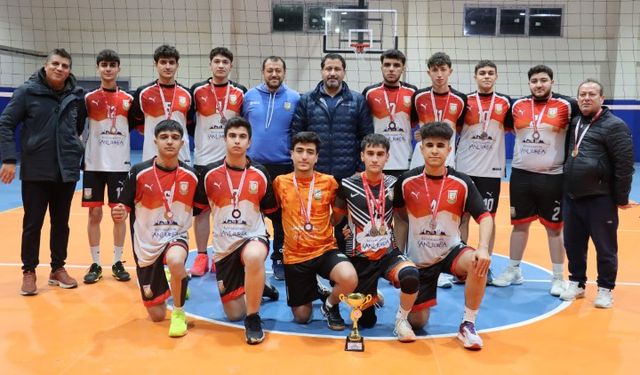 Şanlıurfa Büyükşehir Belediyesi Genç Voleybolda İl Şampiyonu