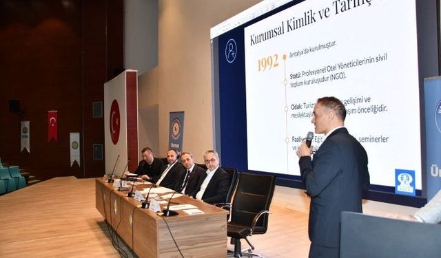 Harran Üniversitesi’nde Turizm Zirvesi: Akademi ve Sektör Bir Araya Geldi