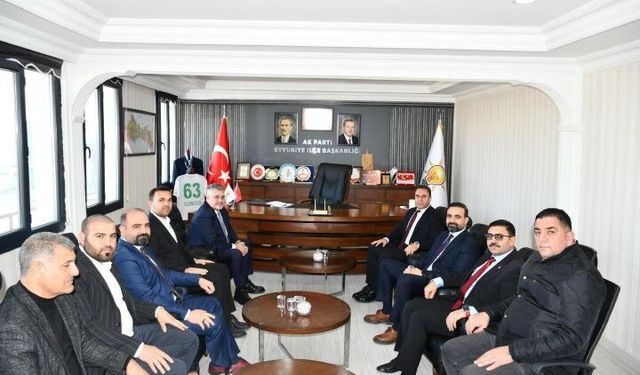 Veysel Tipioğlu’ndan AK Parti Eyyübiye İlçe Teşkilatı’na Ziyaret