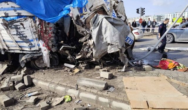 Şanlıurfa’da Freni Patlayan Kamyon Dehşeti: 1 Ölü, 3 Yaralı