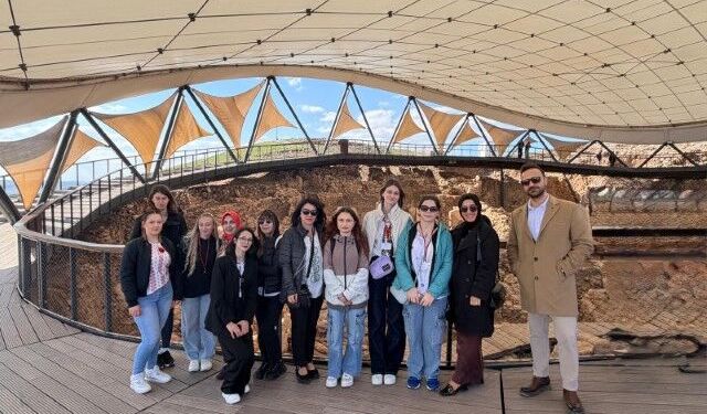 Romanyalı Erasmus Öğrencileri Şanlıurfa’da Misafir Edildi