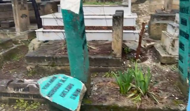 Şanlıurfa’da Mezarlıklarda Tahribat İddiası: Vatandaşlar Tepkili