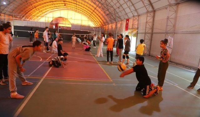 Şanlıurfa Karaköprü’de Sporla Büyüyen Nesil! Eğitimler Devam Ediyor