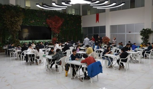 Şanlıurfa Satranç İl Birinciliği Ödüllerle Sona Erdi!