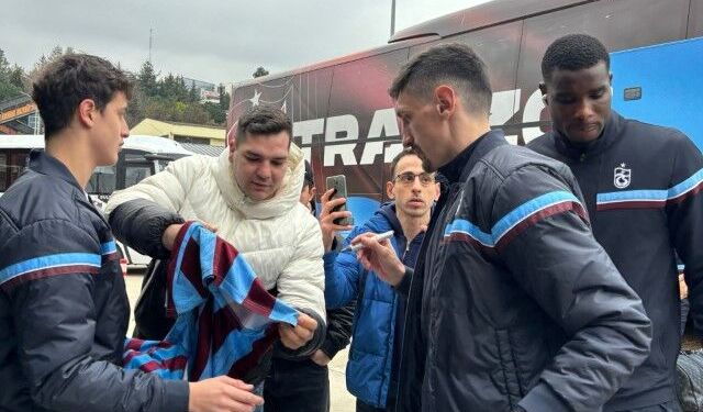Trabzonspor, Eyüpspor Maçı İçin İstanbul’a Gitti!