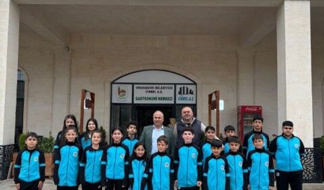 Viranşehir Karate Ekibine Moral Yemeği