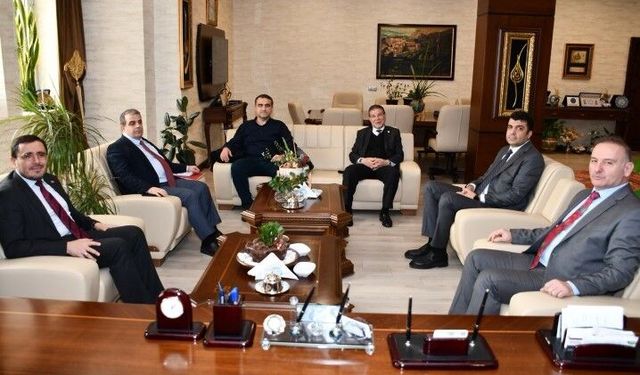 YÖK Üyesi Prof. Dr. Arcaklıoğlu Harran Üniversitesi’nde İncelemelerde Bulundu