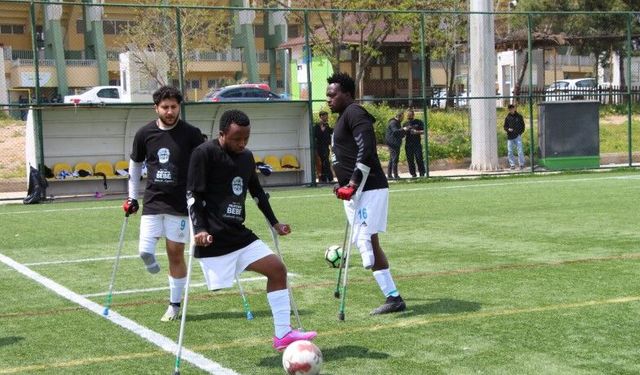 Engelleri Aşan Sporcular DEPSAŞ Enerji İle Zirveye Koşuyor