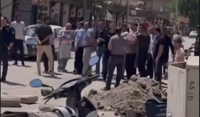 Suruç’ta esnaf isyan etti tepki göstererek yolu trafiğe kapattı