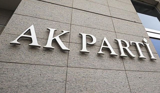 AK Parti'de 4 İlde İl Başkanlığı Değişimi