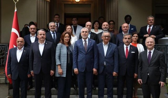 Vedat Işıkhan Cenevre’de Kritik Temaslarda Bulundu!
