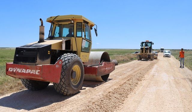 Şanlıurfa Hilvan Kırsalında Ulaşımı Rahatlatacak Dev Yol Hamlesi