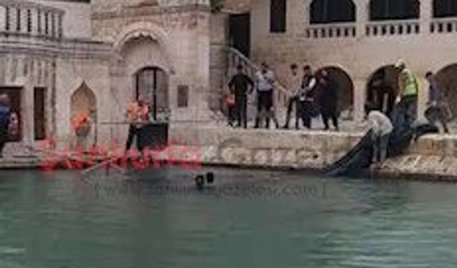 Şanlıurfa Balıklıgöl’de Tadilat Alanındaki Güvenlik Şeritleri Göle Düştü