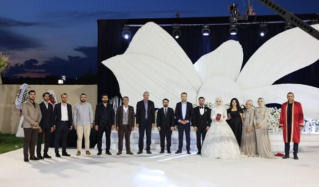 Güneş ve Aslan Ailelerinin Mutlu Günü