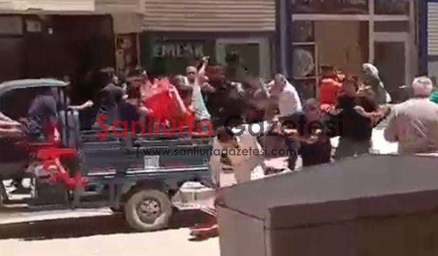 Şanlıurfa'da Akraba Ailelerin Kavgası Kamerada