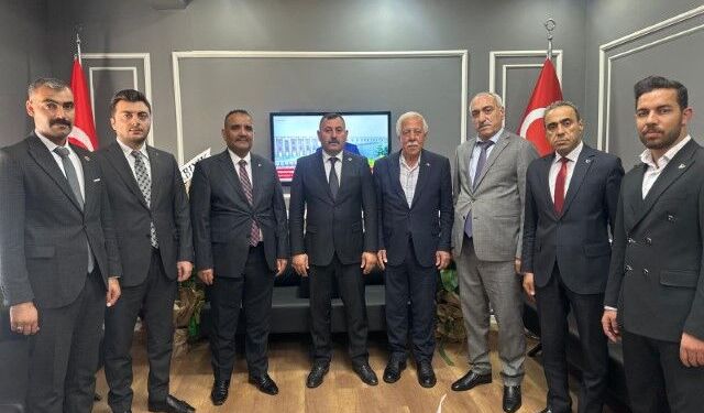 MHP Şanlıurfa İl Başkanı Osman Mutlu, İlçe Başkanlarını Ağırladı