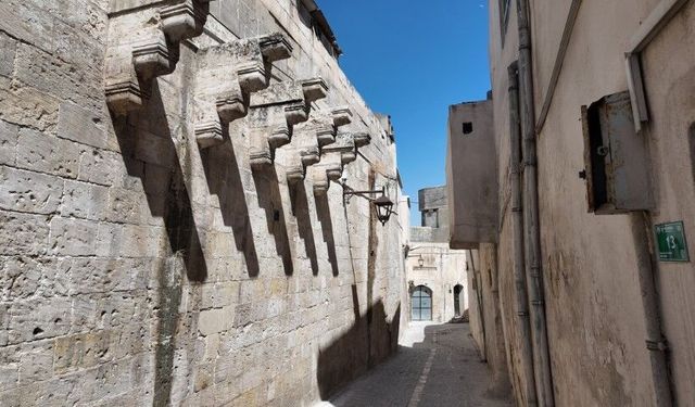 Şanlıurfa'da Tarihi Dönüşüm: Turistik Bölgeler Gece de Göz Kamaştıracak