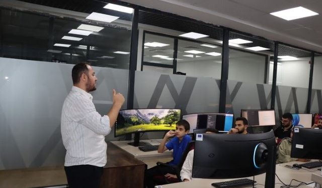 Yazılım Öğrenmek İsteyenlere Müjde! Şanlıurfa'da Ücretsiz Eğitim