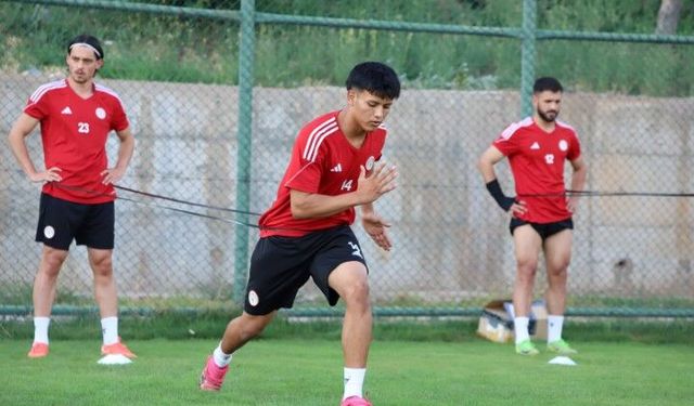 Karaköprü Belediyespor'da Yeni Sezon Alarmı! Hedef Zirve