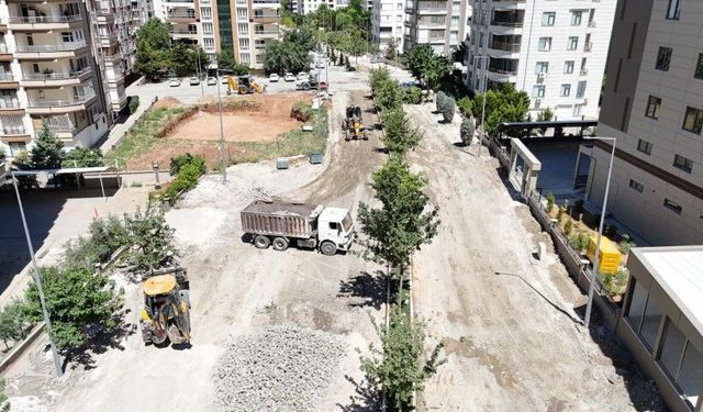 Karaköprü'de Prestij Sokak Seferberliği! Atakent Mahallesi Yenileniyor