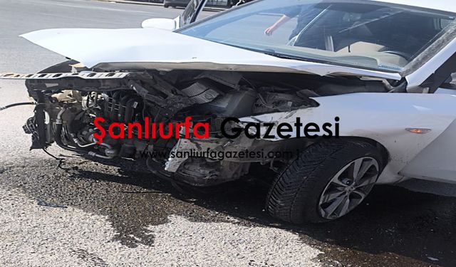 Şanlıurfa'da Maddi Hasarlı Trafik Kazası
