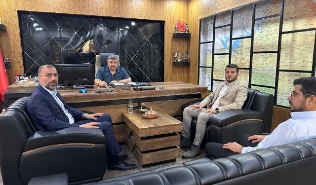 HÜDA PAR Şanlıurfa Teşkilatından Şanlıurfa Gazetesi'ne Ziyaret