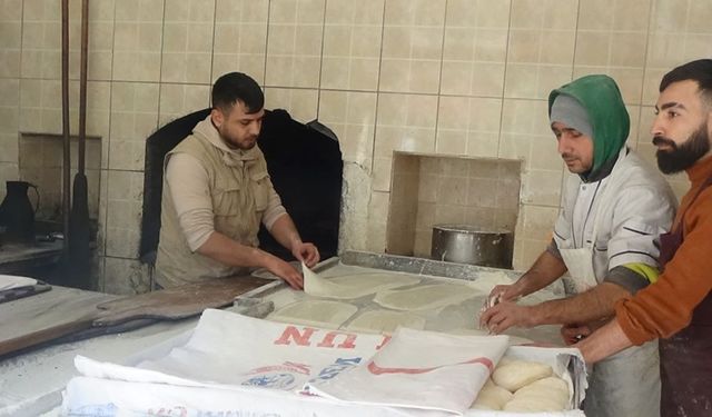 Şanlıurfa'nın o küçük ilçesinde ekmek fiyatlarına zam geldi: Lahmacun ve tepsi pişirme ücretleri de arttı mı?