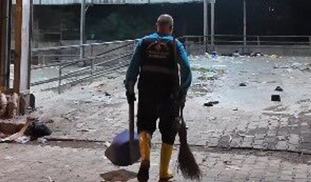 Haliliye Belediyesi'nden semt pazarlarının ardından yoğun temizlik mesaisi