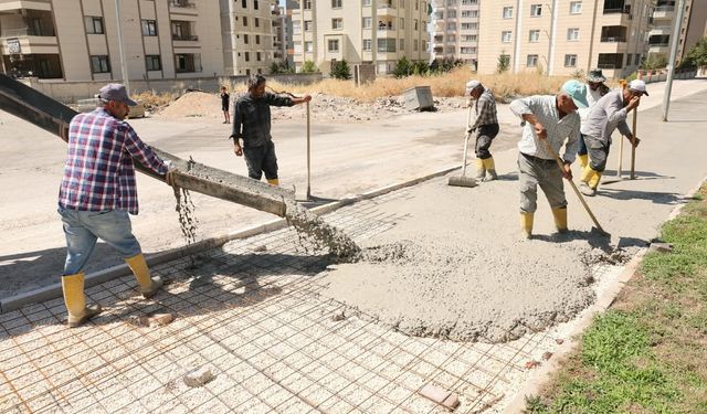 Şanlıurfa’da o ilçe belediyesi projeleri ile parklar canlanıyor