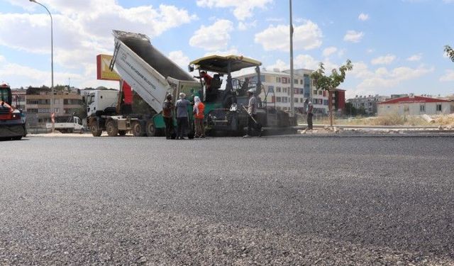 Şanlıurfa’da O Cadde İçin Ekipler Harekete Geçti! Sıcak Asfalt Başladı