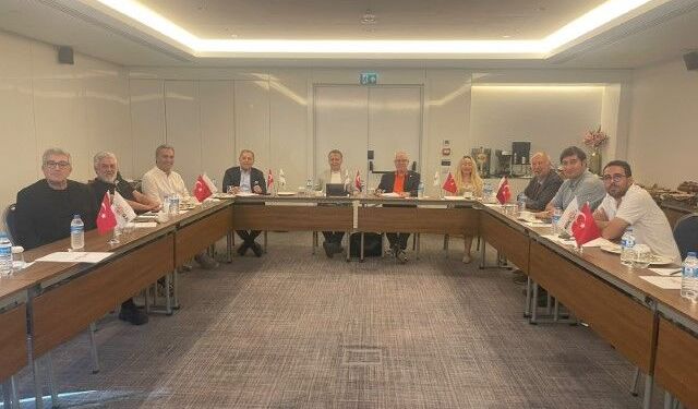 KGK yönetimi Sakarya’da toplandı: Gündem gazeteciliğin geleceği