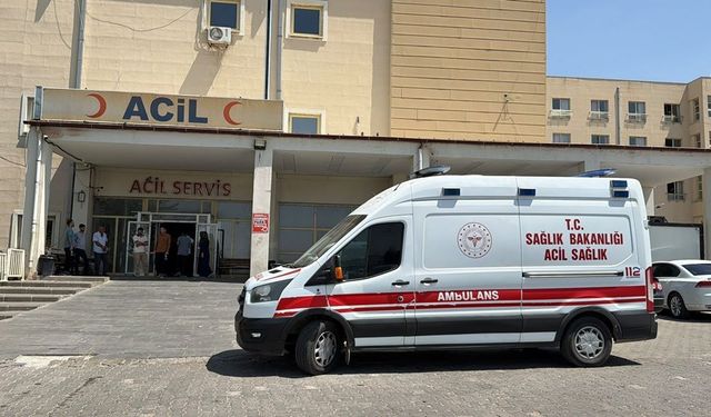 Şanlıurfa Siverek’te otomobil şarampole uçtu: Yaralılar var!