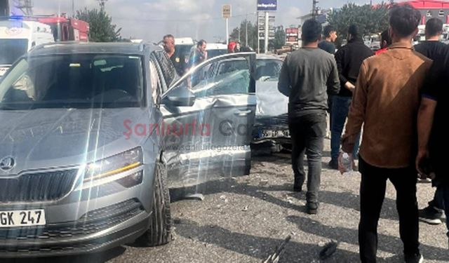 Şanlıurfa’da Trafik Kazası: 3 Yaralı, Uzun Araç Kuyrukları Oluştu!
