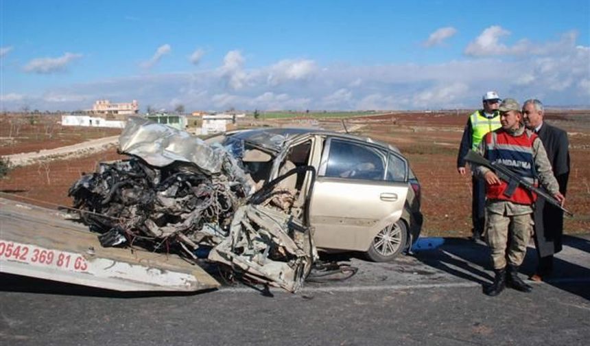 Şanlıurfadaki Feci Kaza: 2 Ölü, 14 Yaralı