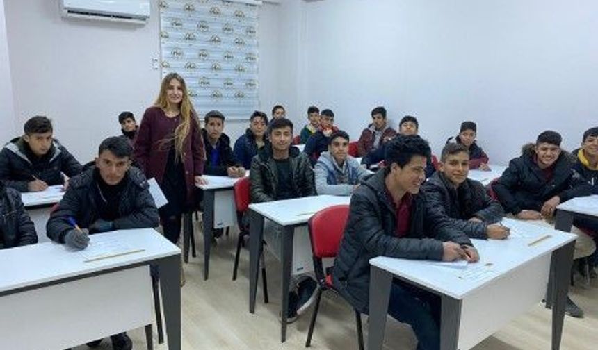TYT öğrencileri dikkat: Şanlıurfalı belediyeden tablet hediyesi
