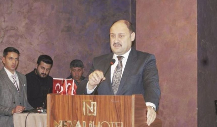 Gazeteciler bilgiyi karanlık dehlizlerden çekip çıkaran ve halkın önüne seren cesur insanlardır(video)