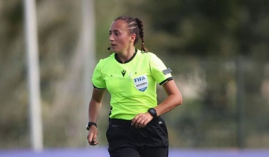 Süper Lig'de sezonun ilk hafta maçlarında düdük çalacak isimler belirlendi