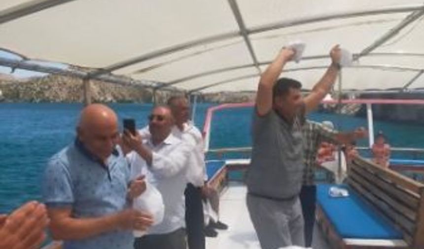 Şanlıurfa Bakkalları Halfeti’de Coştu: Unutulmaz Tekne Turu