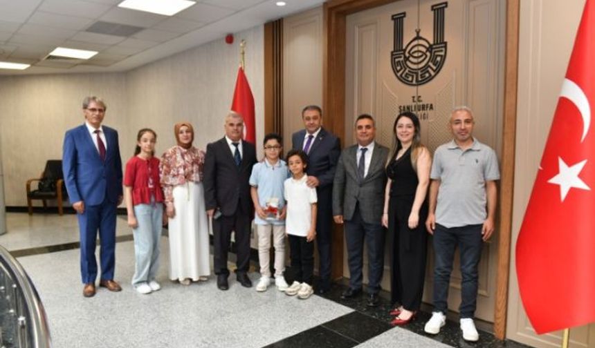 Şanlıurfa Valisi’nden LGS şampiyonlarına ödül!