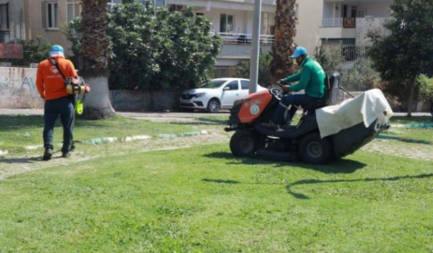 Şanlıurfa Haliliye’de parklar yenileniyor, yeşil alanlar büyüyor!